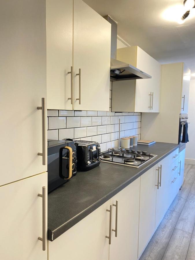 3 Bed Anfield House Close To Lfc Vila Liverpool Exterior foto